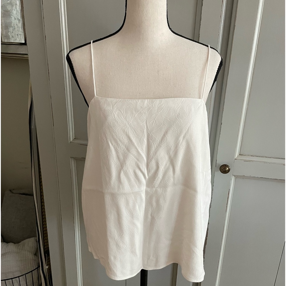 Theory White Tonal Embroidery Tank - Picture 2 of 6